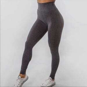 🖤 IN SEARCH OF!! Buffbunny Goddess Legging Medium